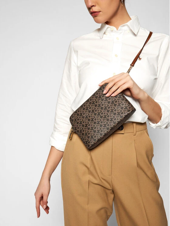 Best Pirce 🛒 DKNY Γυναίκες Τσάντες Mini Τσάντα Bryant Dome Cbody R83EJ655 Καφέ ✨ - Image 6